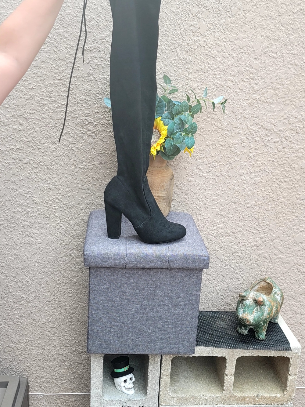 Lulu's Black Over-The-Knee Chunky Heel Boots